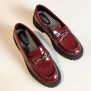 Seychelles Scarlet Faux Patent Leather Chunky Loafers - Maroon - 7W